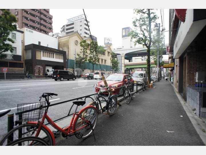 建物前の道路【ケイズ西麻布（Ｋｓ西麻布）】