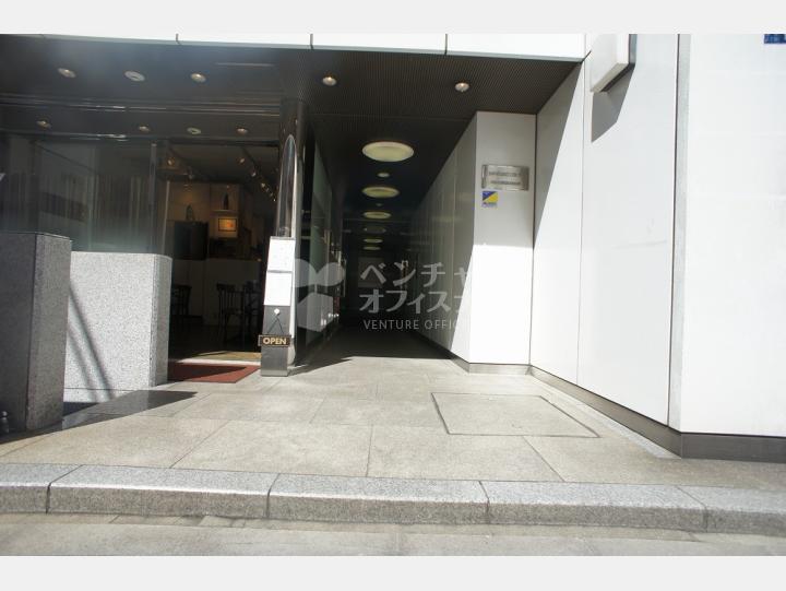 入口【和孝銀座8丁目ビル】