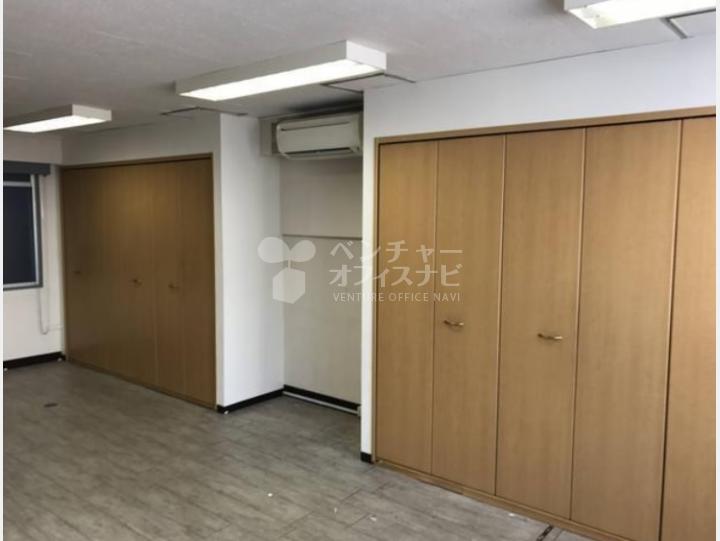 【新宿東海ビル】