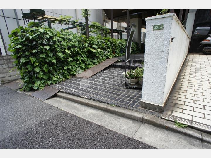 入口【後楽園キャステール】
