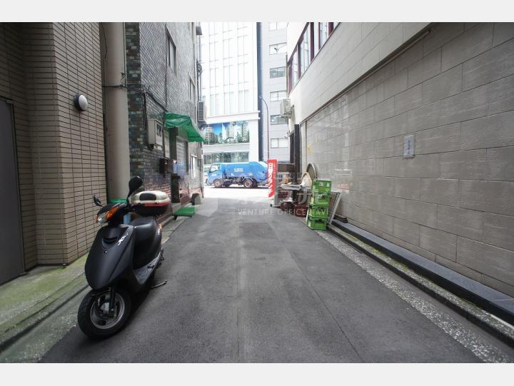 周辺道路 【国土淡路町ビル】