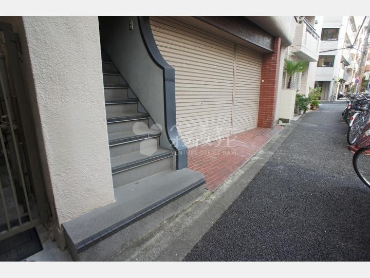 入口【サン北新宿】
