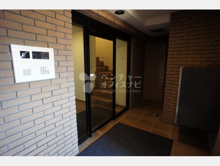 エントランス【Ｋ’ｓ　ＦＬＡＴ】