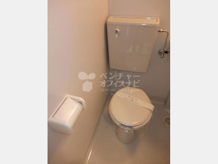 3Fユニットバス内トイレ【六本木ユニハウス】