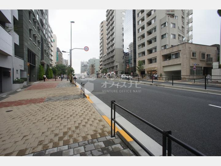 前面道路【S白金台】