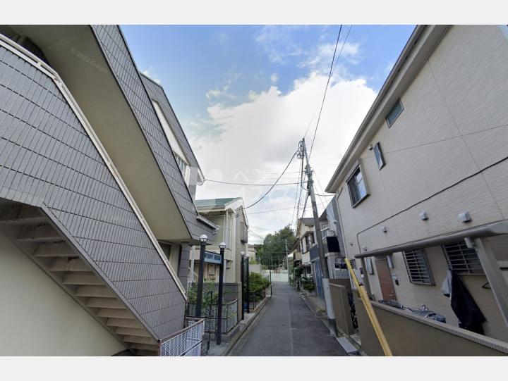 【前面道路】ウエストハイム