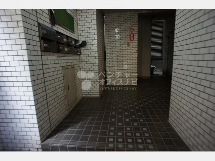 共用部通路【浜松町マンション】