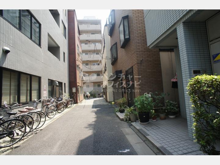 物件前の通り【東商共同ビル】