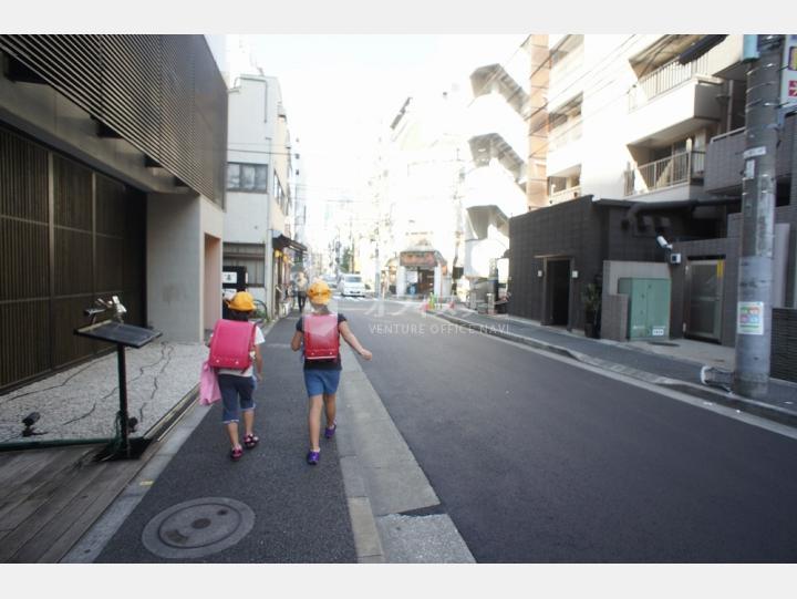 周辺道路 【マスコビル】