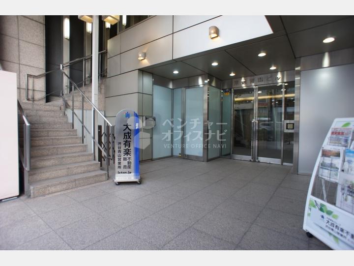 物件入口【東信青山ビル】