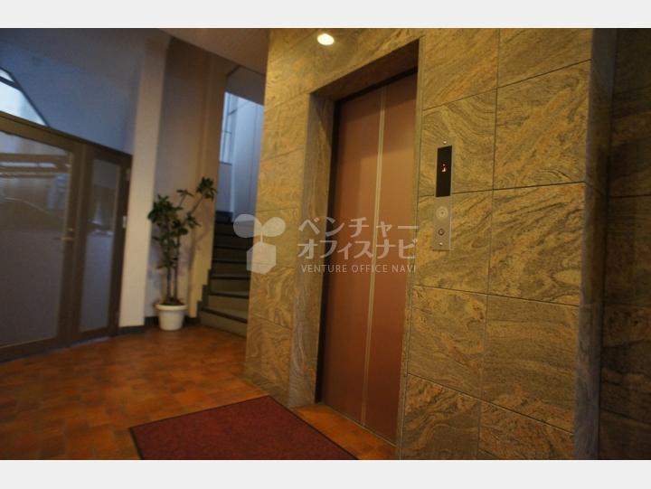 エレベーター【市谷伊東ハイム】