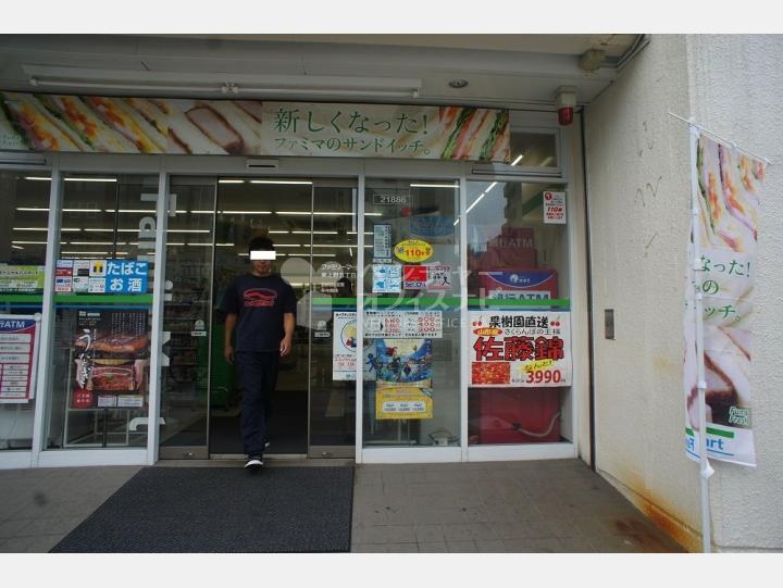 ビルの1Fのお店【新下谷ビル】