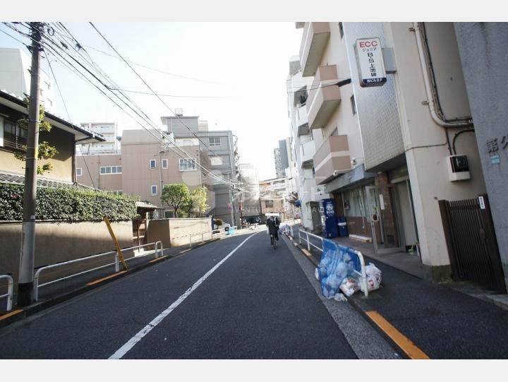 前面道路【第久ハイツ】