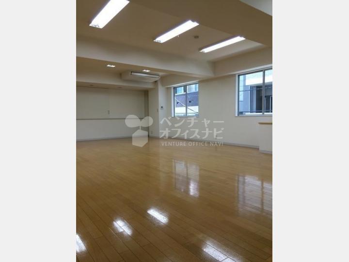 【新宿Qフラットビル】