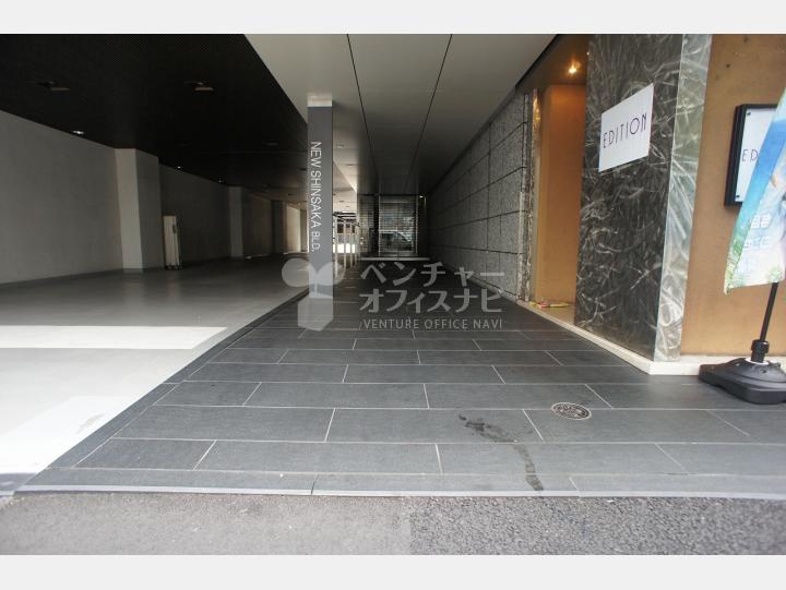 共用部通路【ニュー新坂ビル】