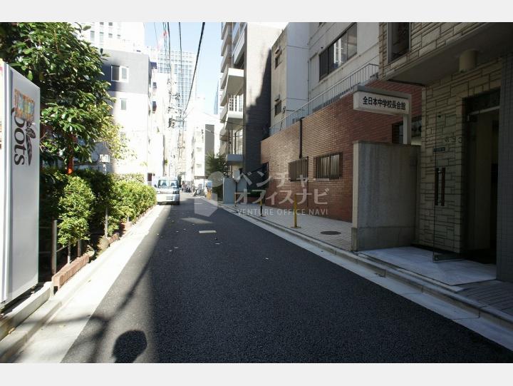 物件前通り【プレシャスコート虎ノ門】