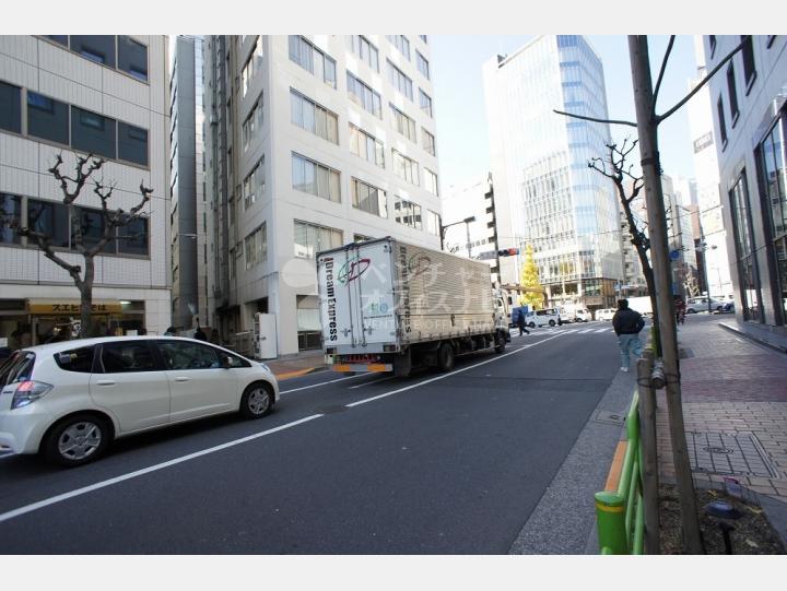 前面道路【井門銀座一丁目ビル】