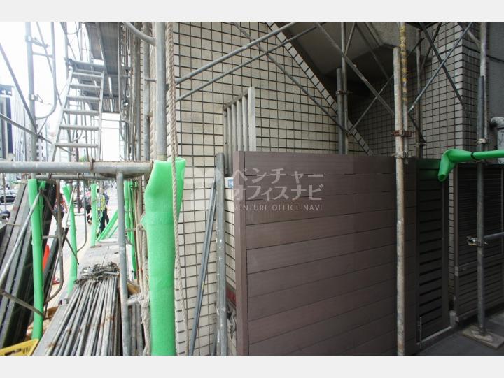 外観　【タキカワ大久保ビル】