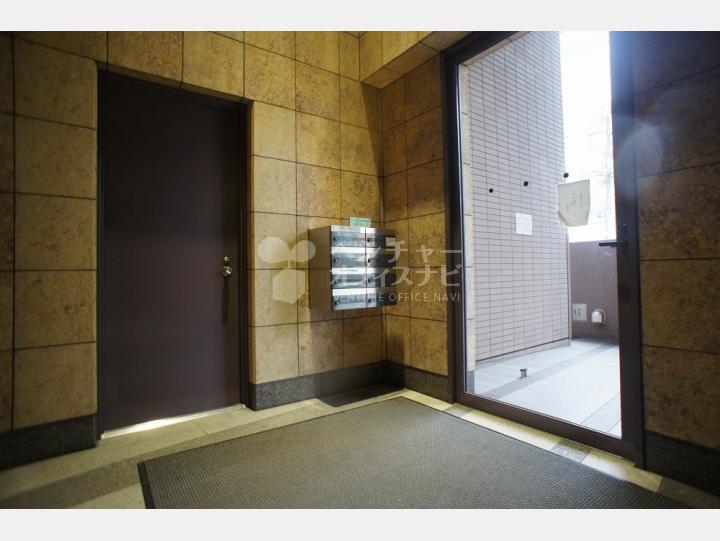 入口【東京日産台東ビル】