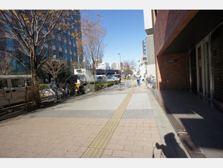 前面道路【ムラタヤビル】
