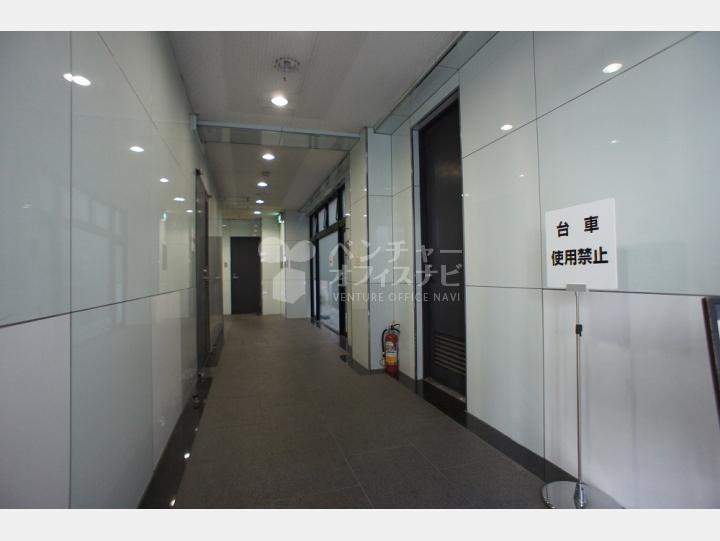 建物内通路【第12FMGビル】