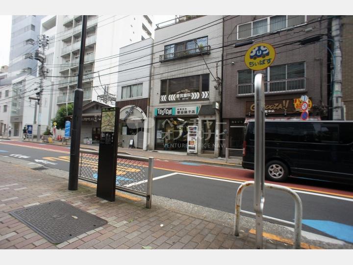 建物前の道路【リーラハイツヒジリザカ】