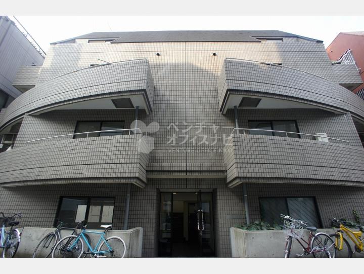 外観　綺麗なタイル張りのSOHOマンション　【クレセント恵比寿】