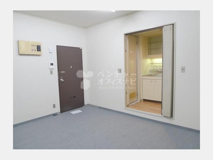 【ローレル永田町】