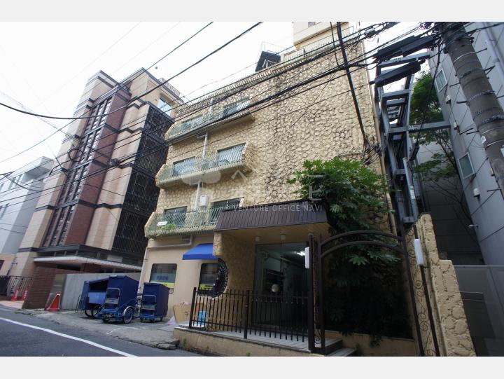 外観 【鹿鳴館ハイツ原宿】