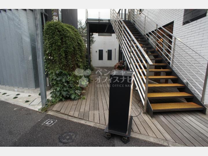入口通路【ジム・アベニュー】