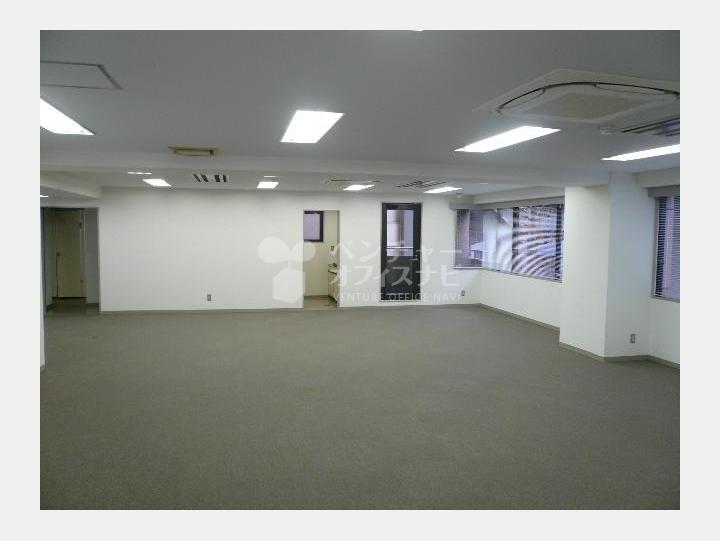 室内　【プラネットビル】