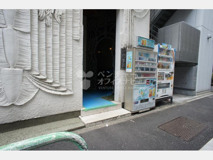 入口【ルボワ平喜南池袋】