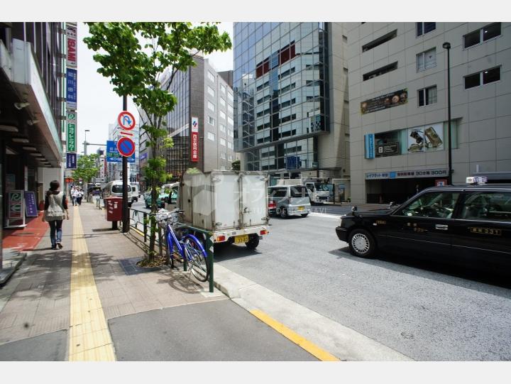 周辺道路 【新四curumuビル】