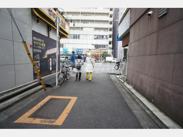 周辺道路　【百人町ビル】