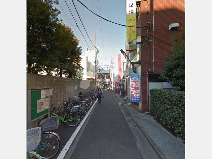 【前面道路】すえひろビル 