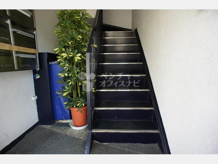 エントランス【ヴィラ瑛】