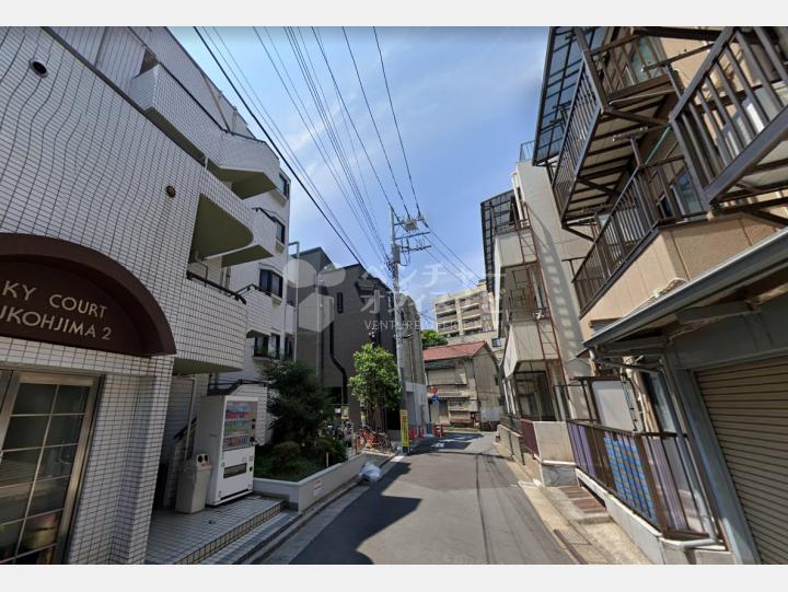 【前面道路】スカイコート向島第2