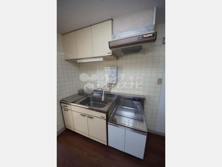 ３１２キッチン【万年安全第三ビル】