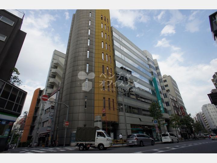 外観 【アイ・アンド・イー新宿ビル(とみん新宿ビル)】