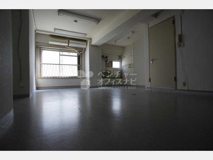 【同栄新宿ビル】