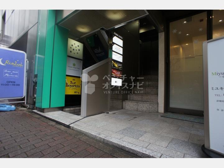 入口【ステージ銀座】