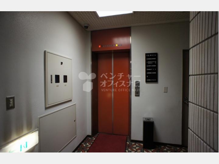エレベーター【銀座山岸ビル】