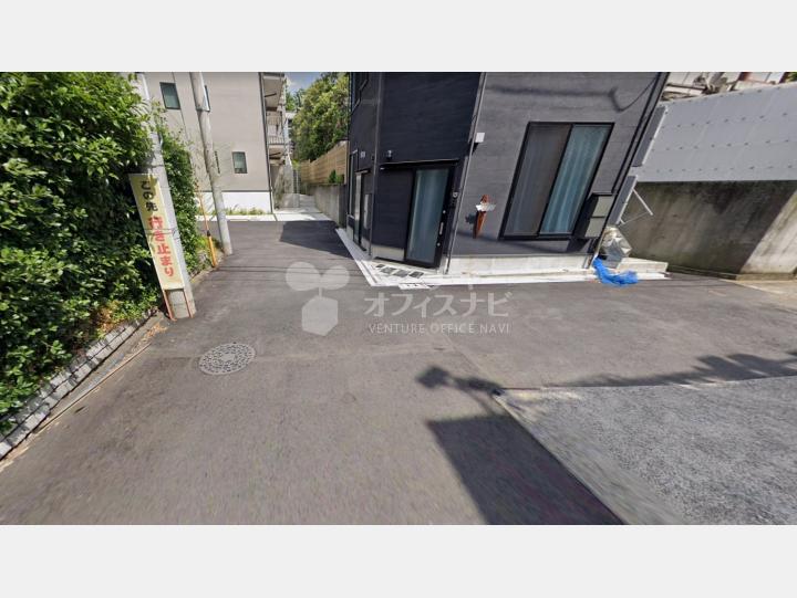 【前面道路】Sera.U 高田馬場