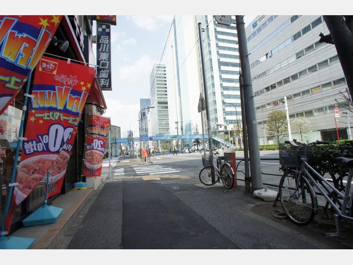 建物前の道路　【石橋ビル】