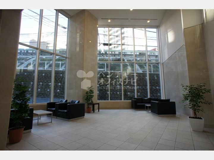 エントランス　【アジリア代々木J's（AGILIA YOYOGI J's）】