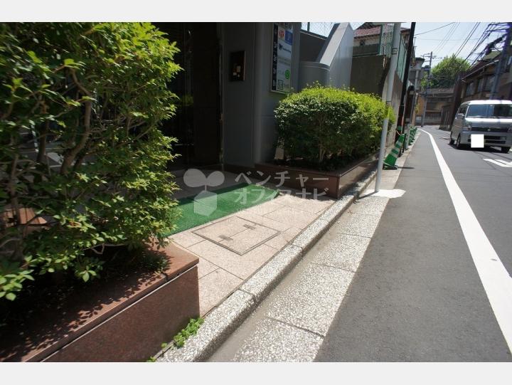 入口周辺【愛住ビル】