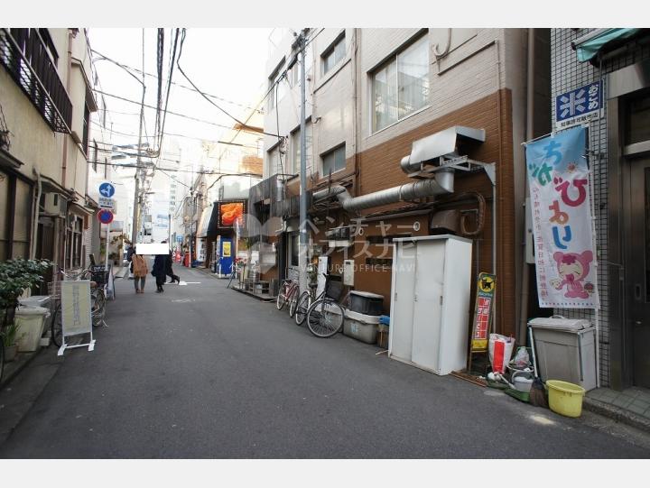 前面道路【華ビル】