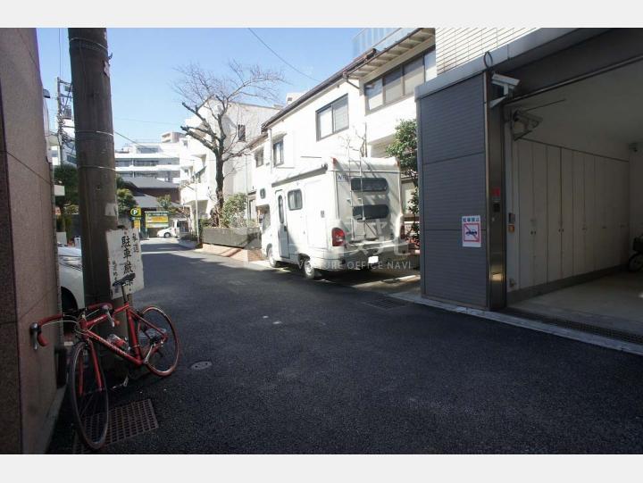 ビル前面道路【栗山ビル】