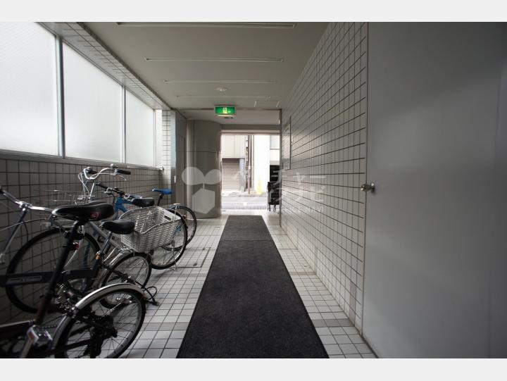 共用部通路【石川第二ＬＫビル】