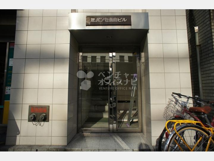 物件入口【芝パンセビル】